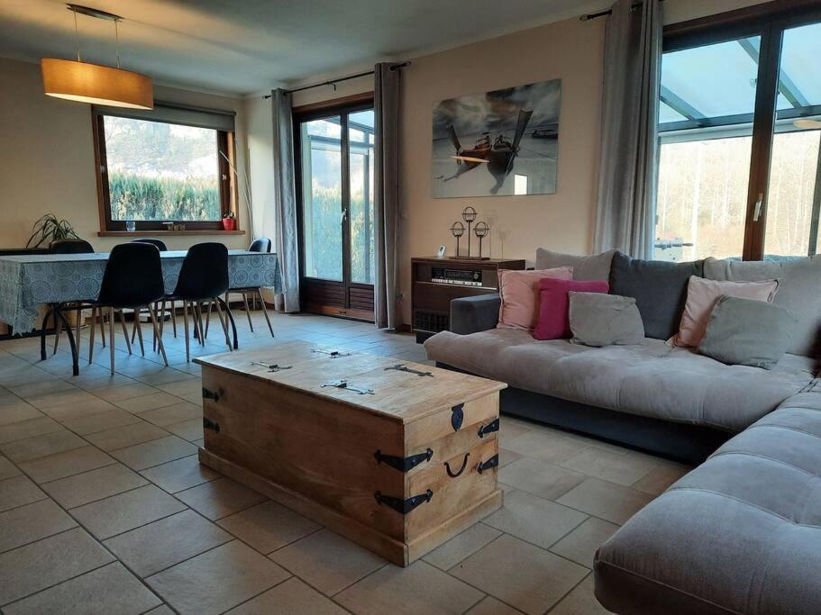Maison Bucolique A Anhee, Vue Meuse Et Falaises Villa Eksteriør billede